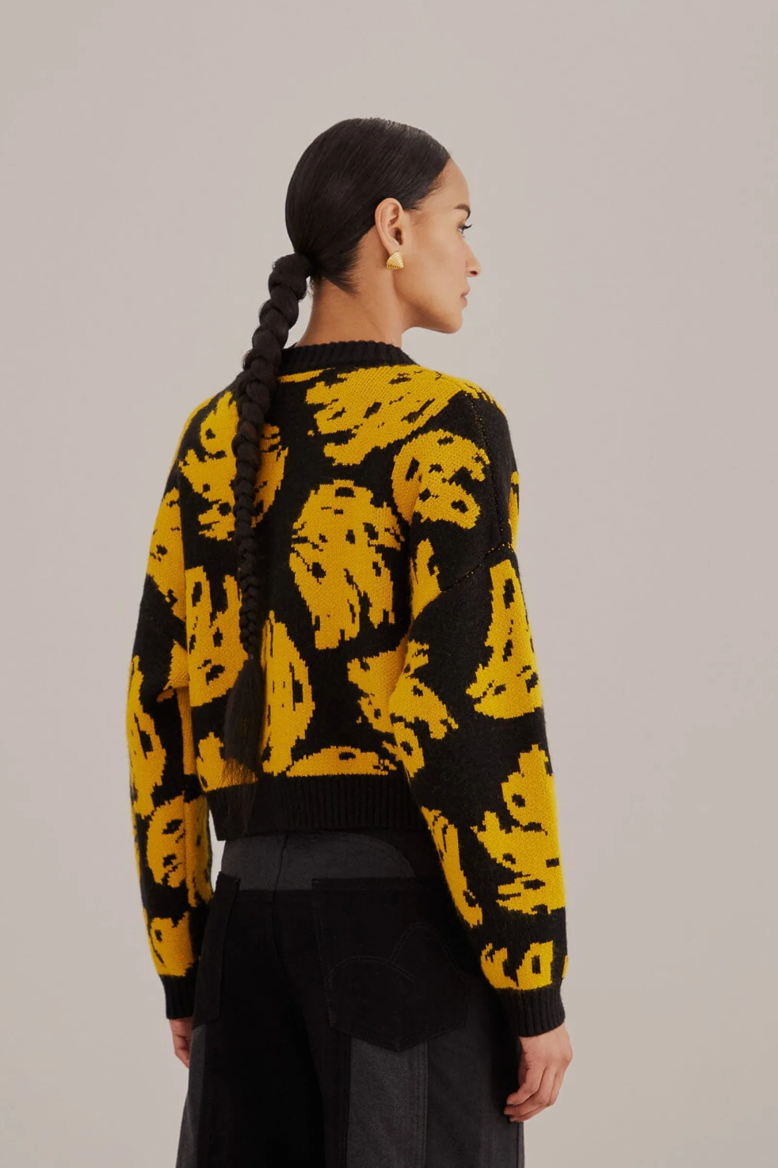 BLACK BOSSA BANANA KNIT CARDIGAN