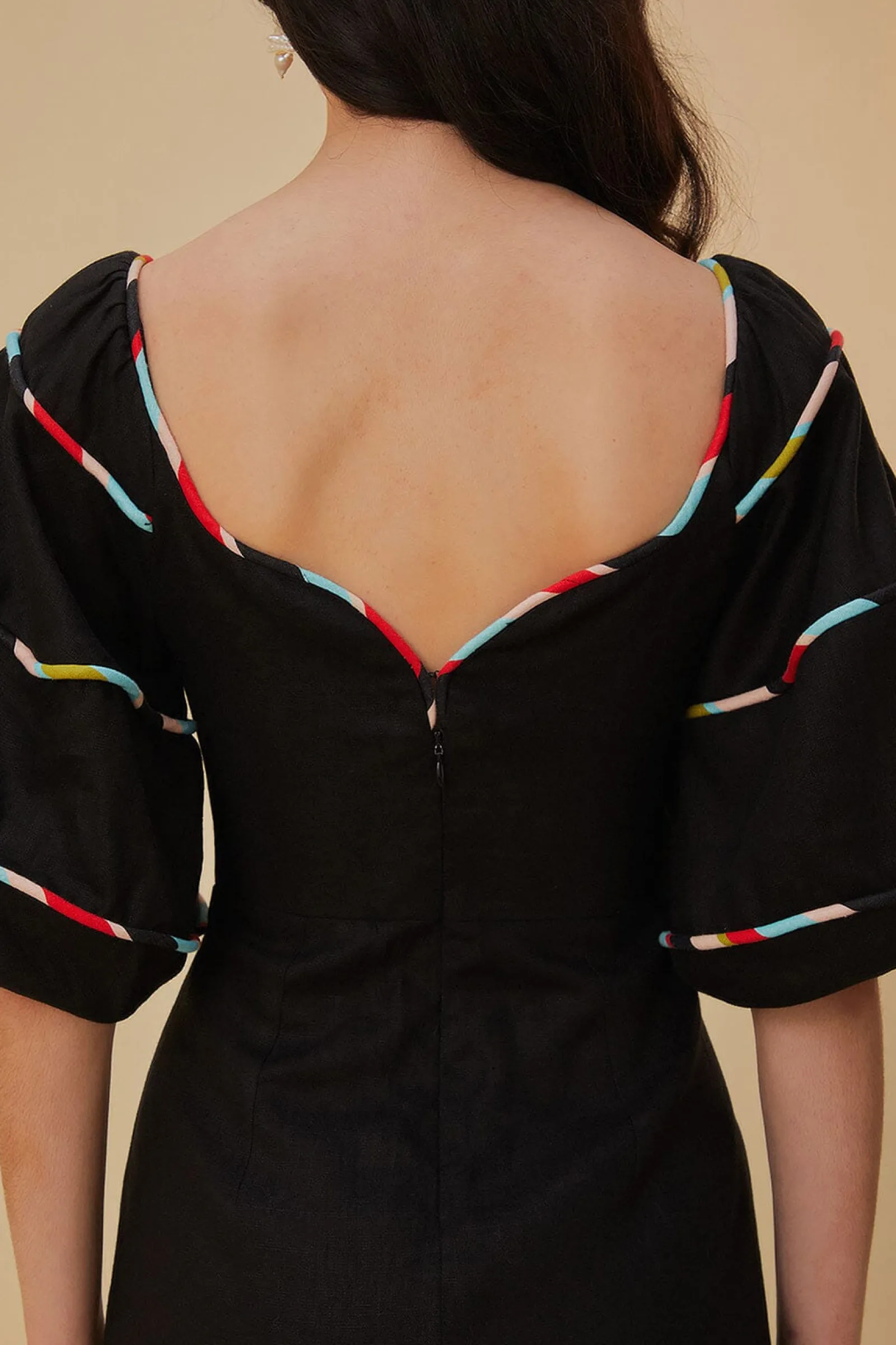 BLACK COLORED STRIPES SHORT SLEEVE MINI DRESS