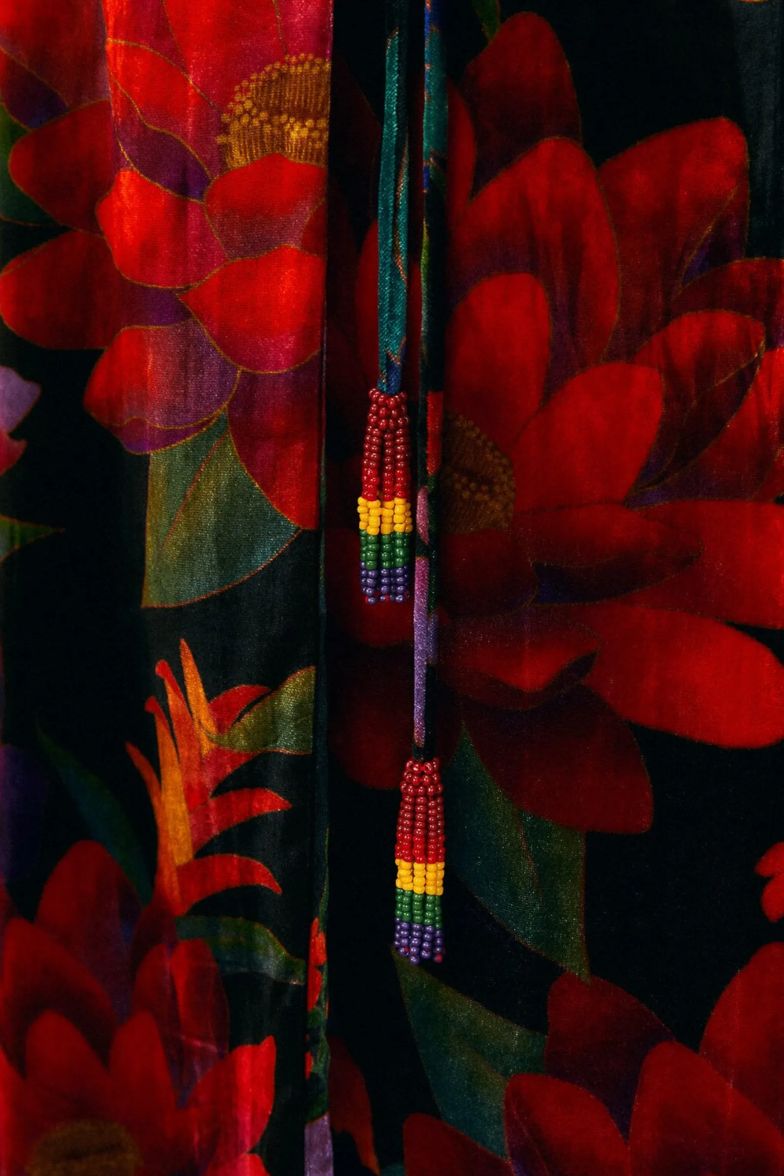 BLACK FLOWER SEASON MAXI WRAP DRESS