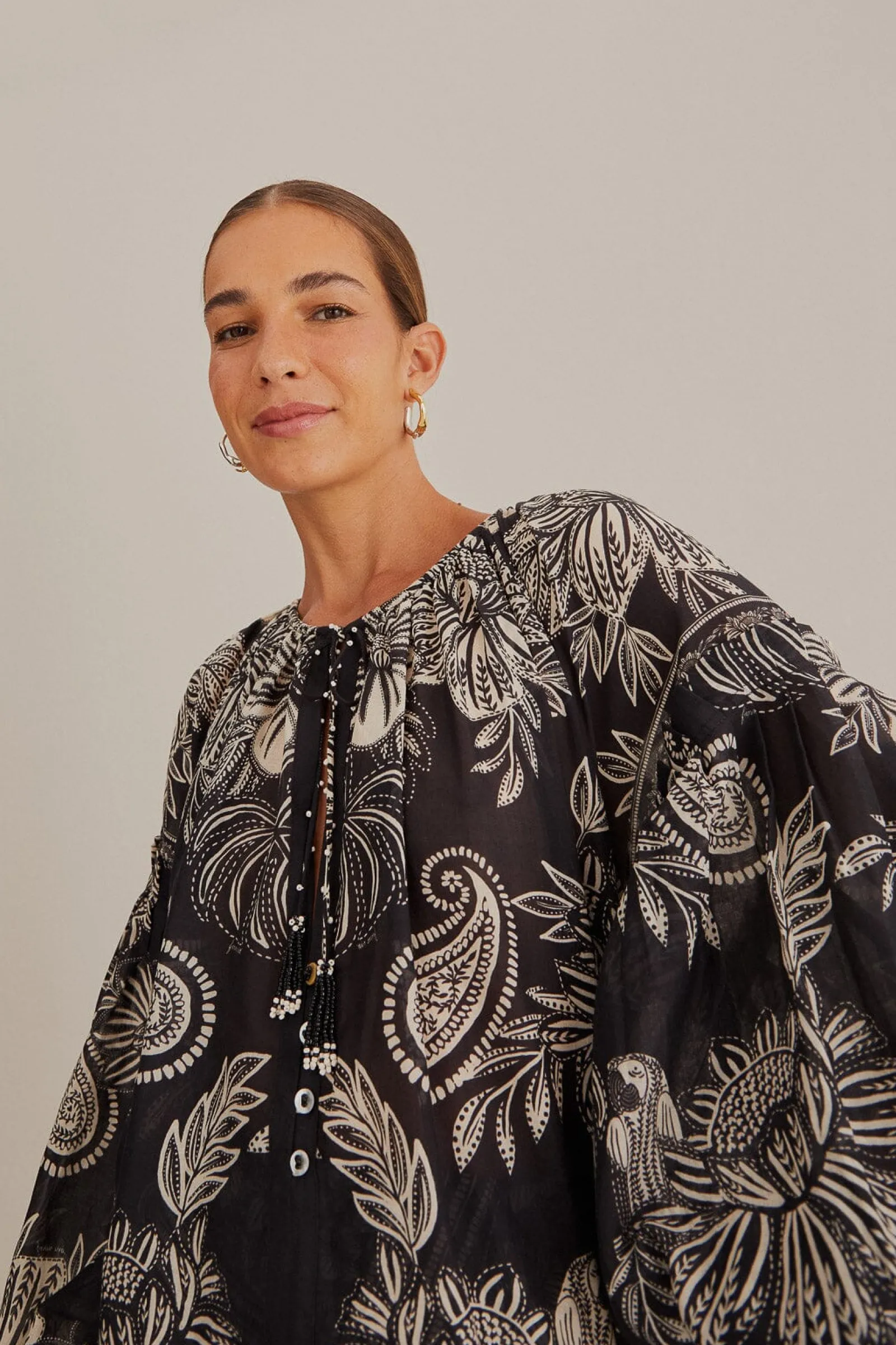 BLACK PAISLEY BLOOM BLOUSE