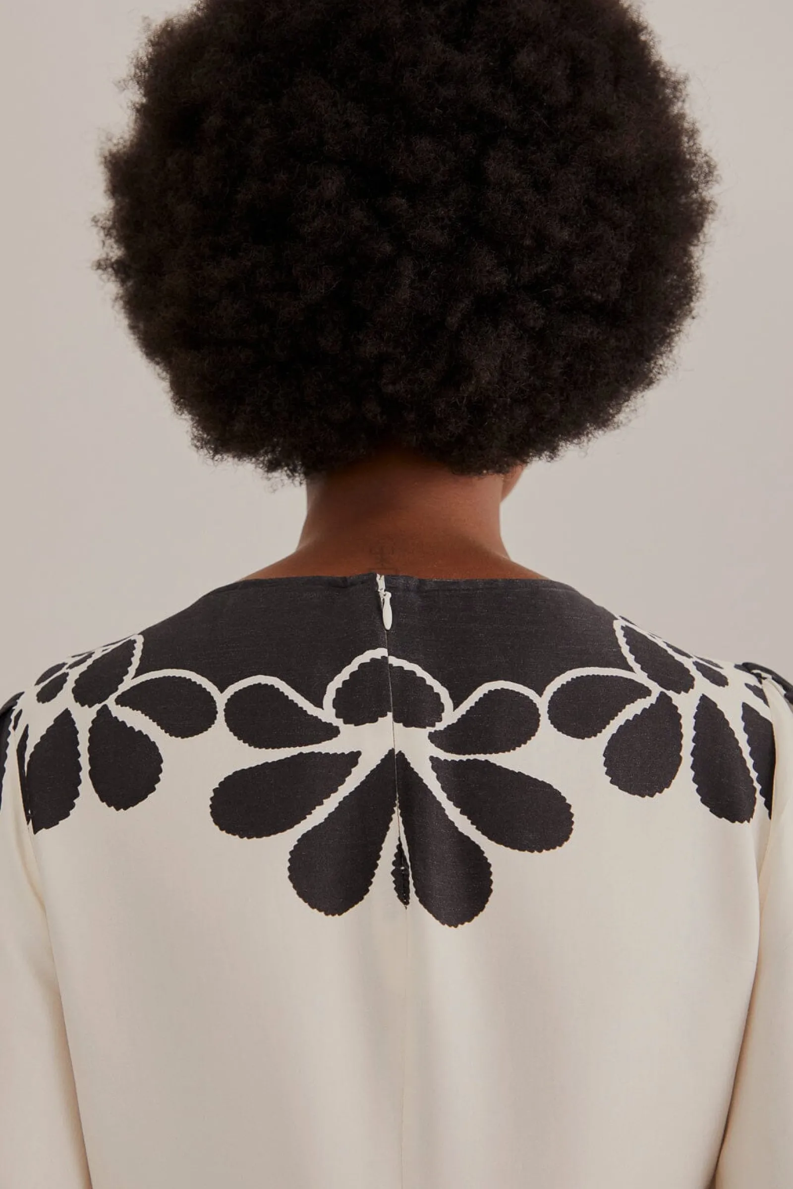 BLACK PALERMO CUT OUT LENZING™ ECOVERO™ VISCOSE MAXI DRESS