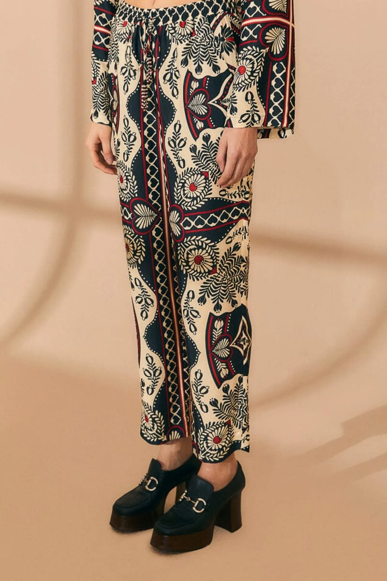 BLACK PASSION SCARF PANTS