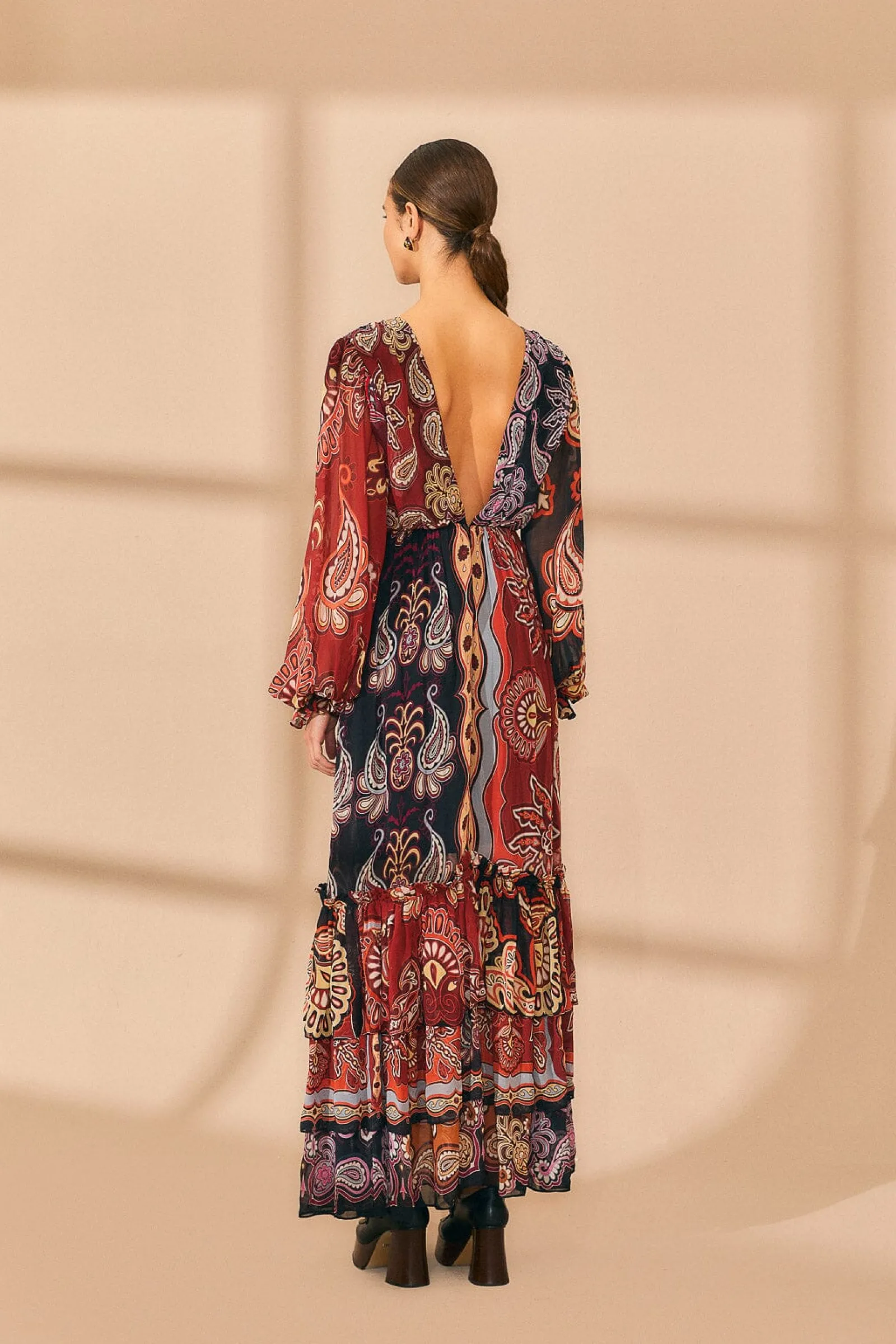 BLACK SWEET MERMAIDS V NECK MAXI DRESS