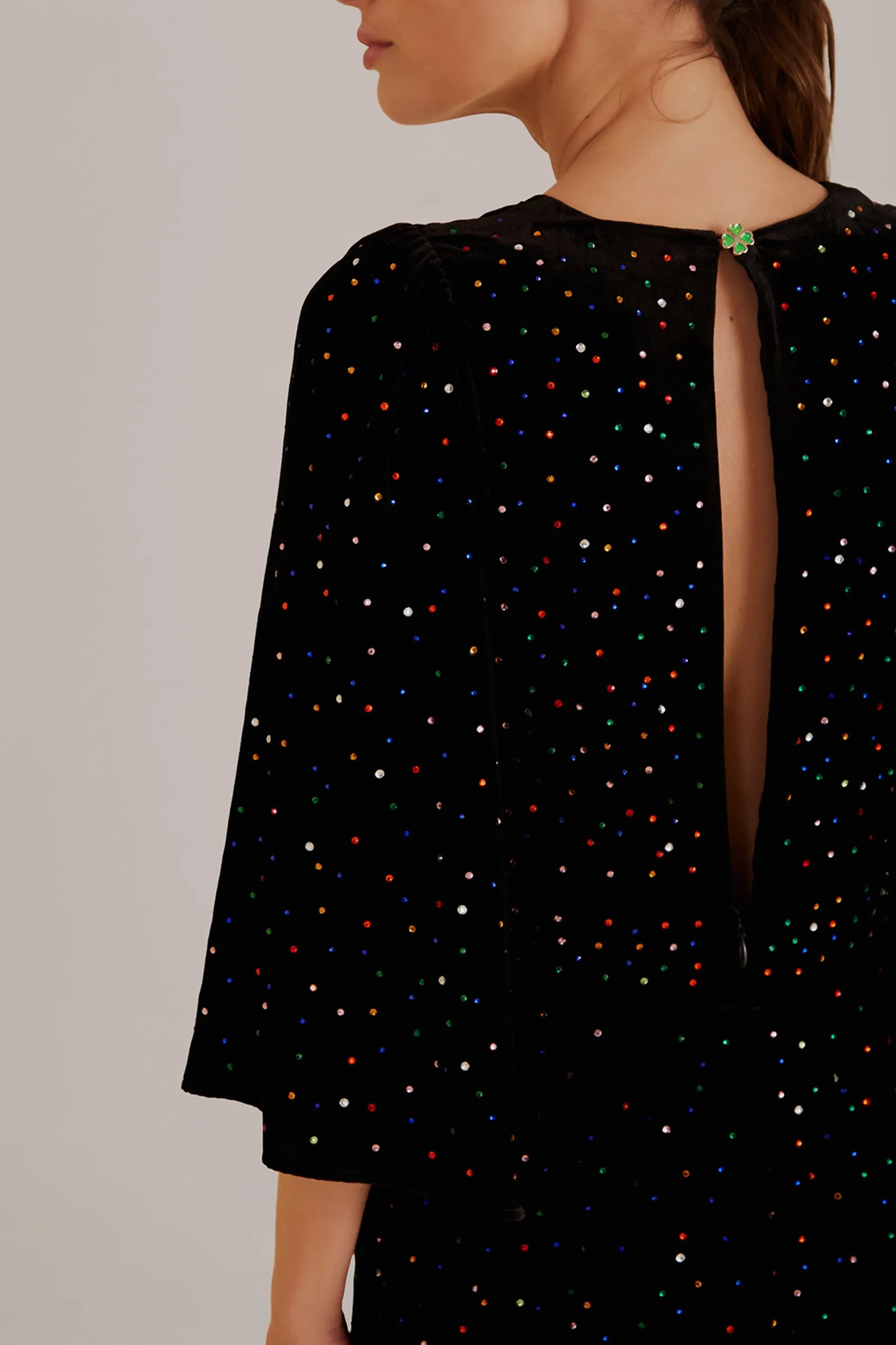 BLACK VELVET SHORT SLEEVE MIDI DRESS