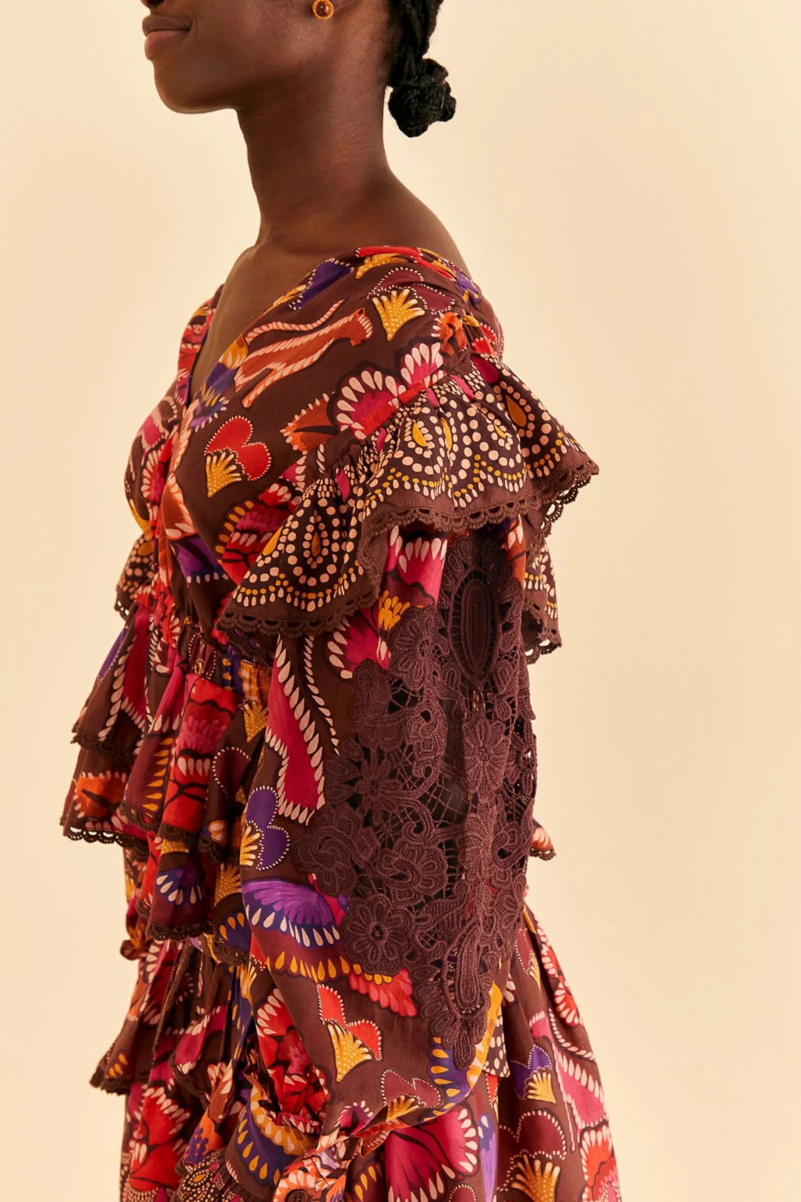 BROWN BRIGHT FLORA BLOUSE