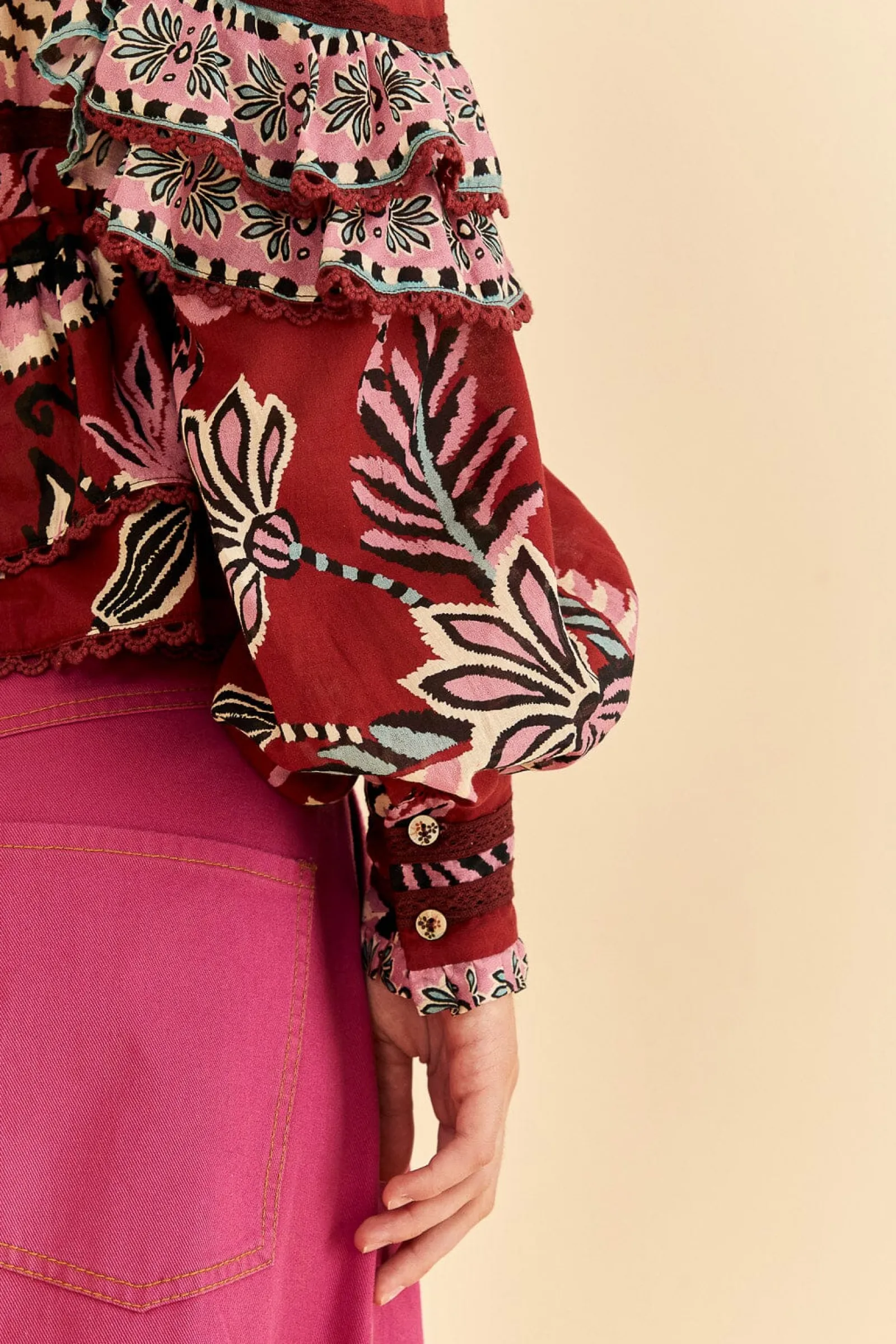 BURGUNDY PINEAPPLE INSPIRATION RUFFLE BLOUSE