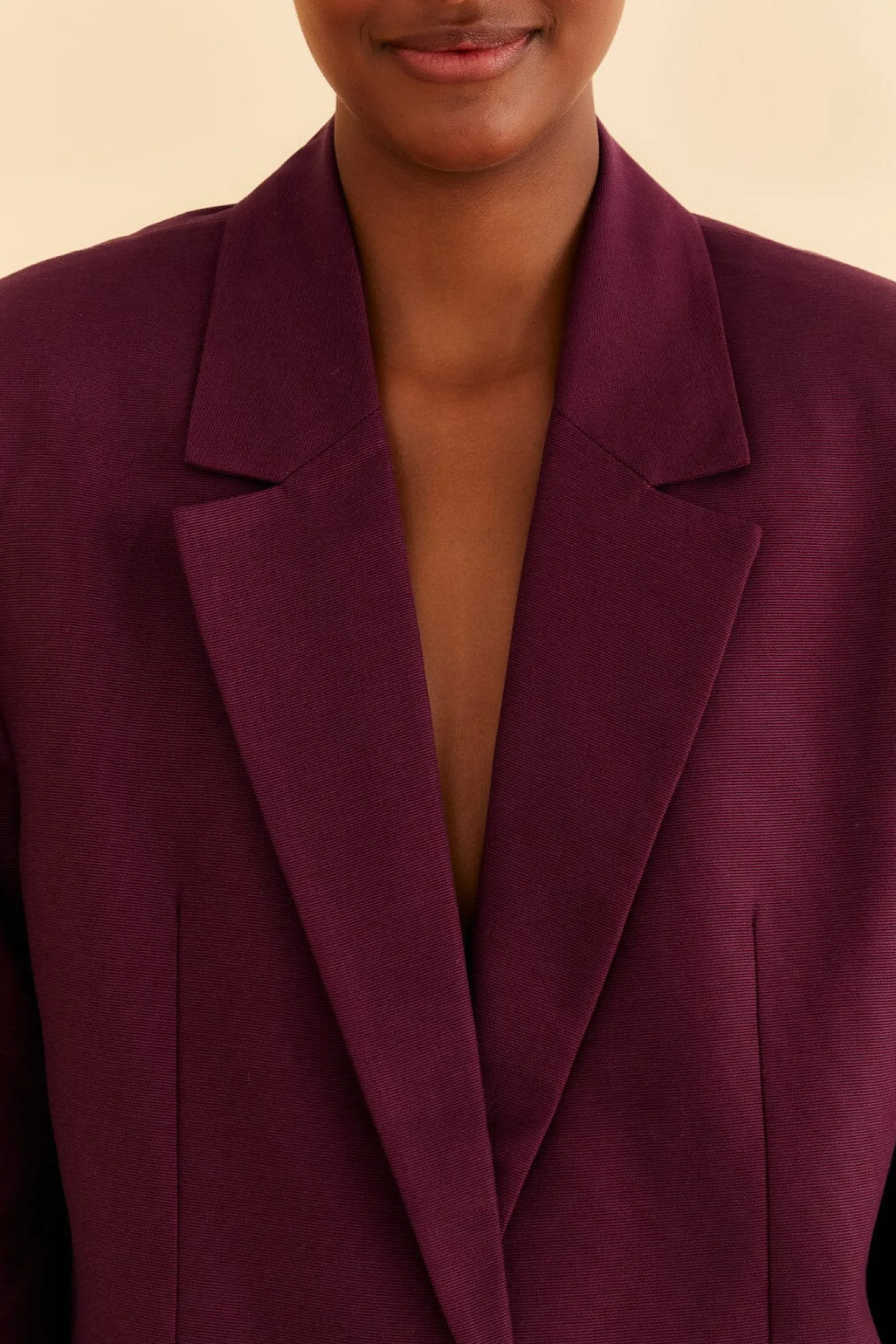 BURGUNDY STRAIGHT BLAZER