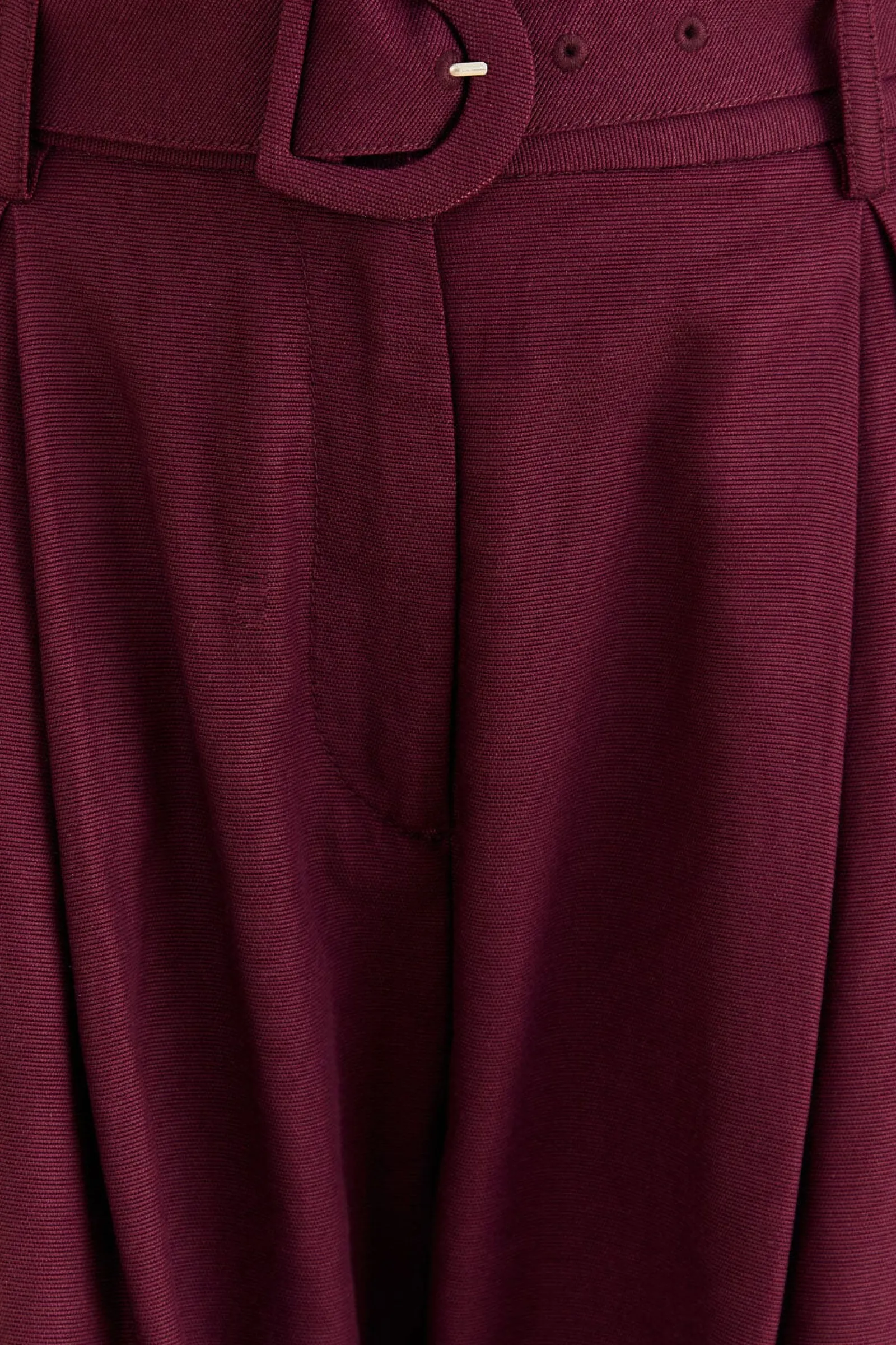 BURGUNDY TAILORED PANTS