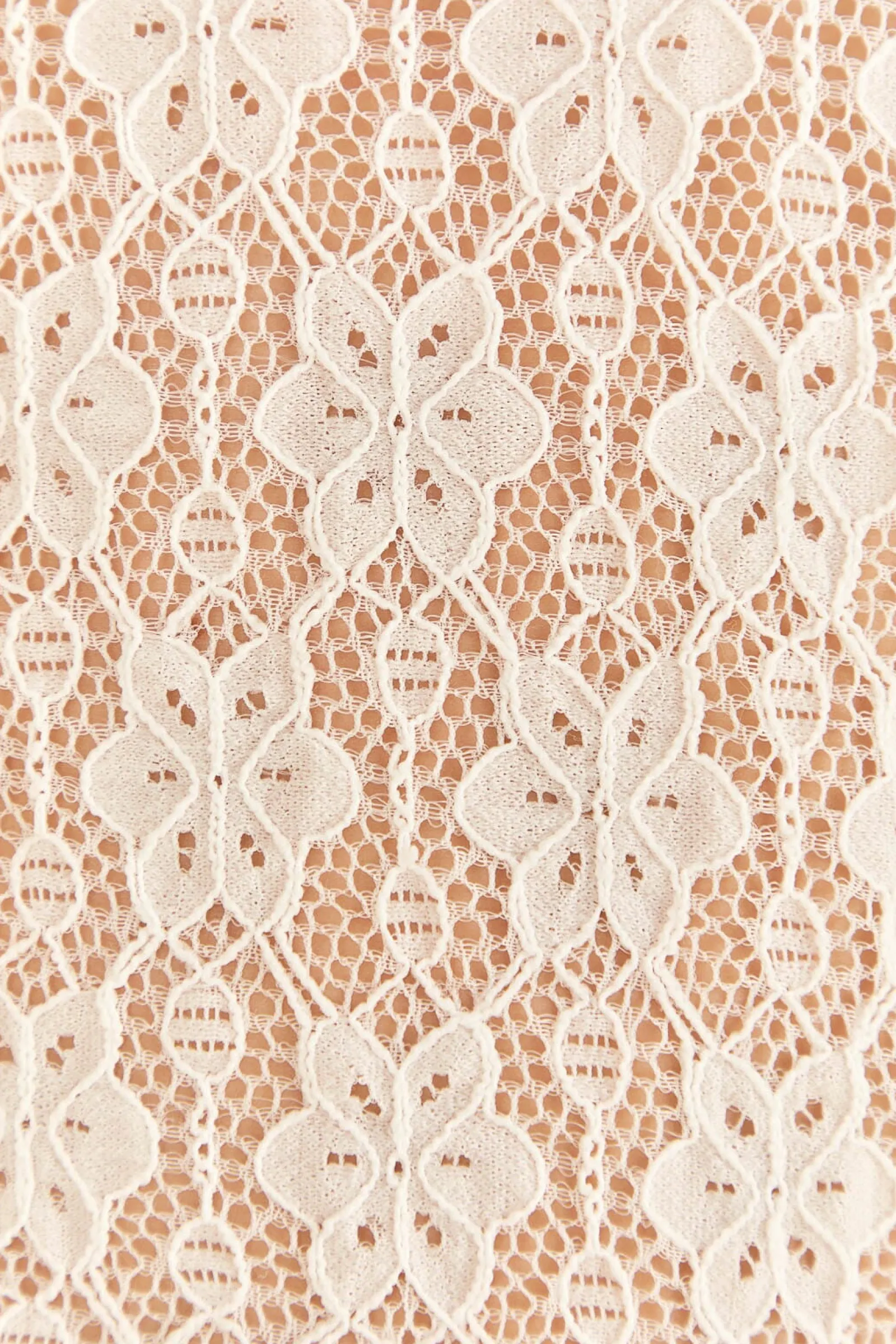 WHITE LACE LONG SLEEVE BLOUSE