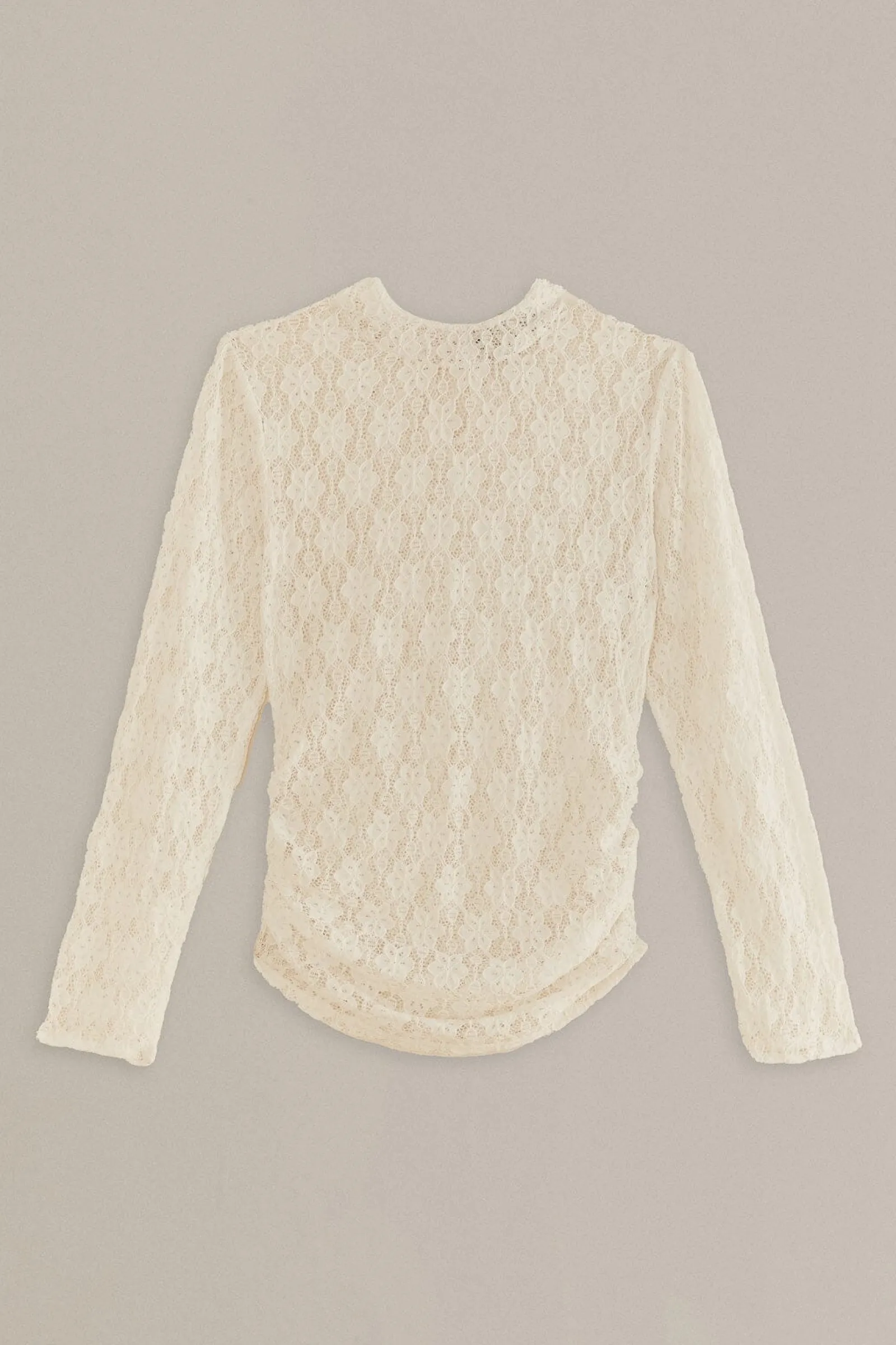 WHITE LACE LONG SLEEVE BLOUSE