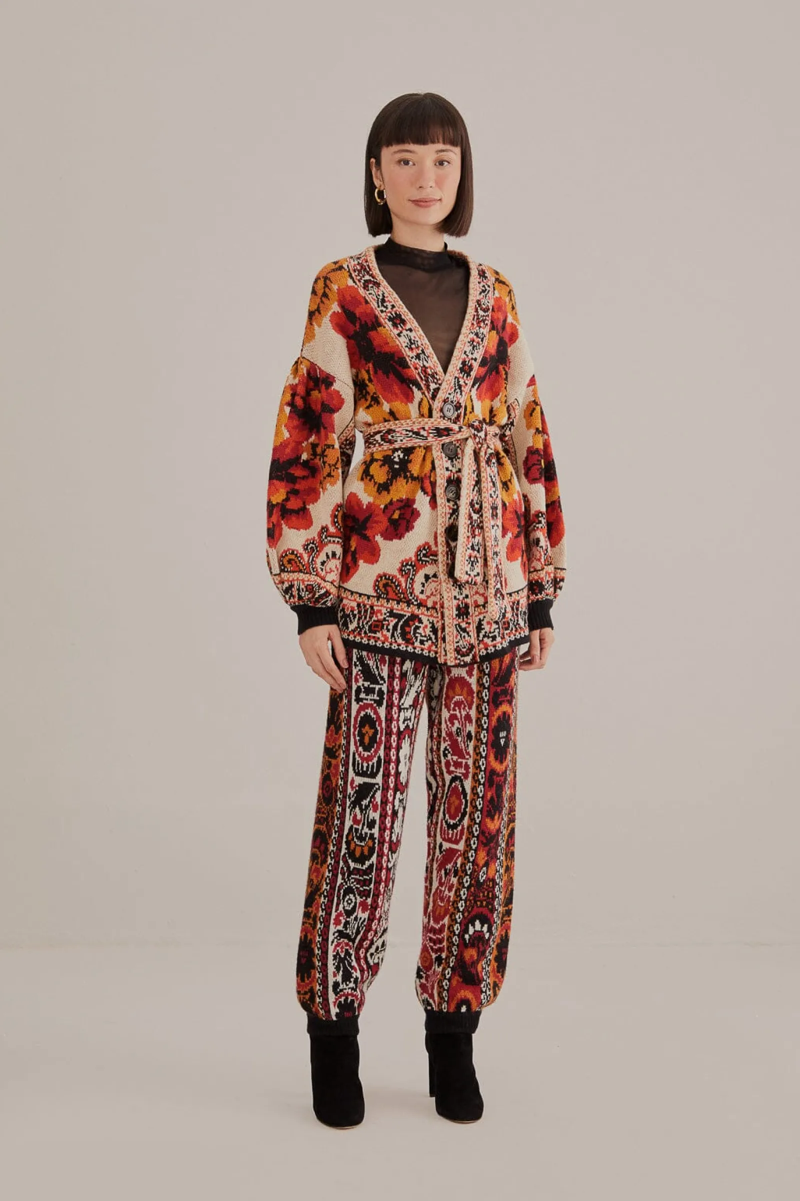 WINTER STRIPES KNIT JOGGING PANTS